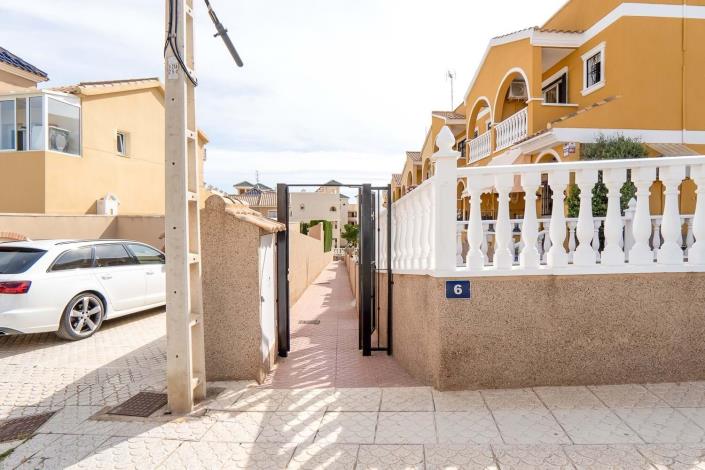 Image No.6-2 Bed Bungalow for sale