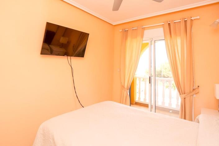 Image No.16-2 Bed Bungalow for sale