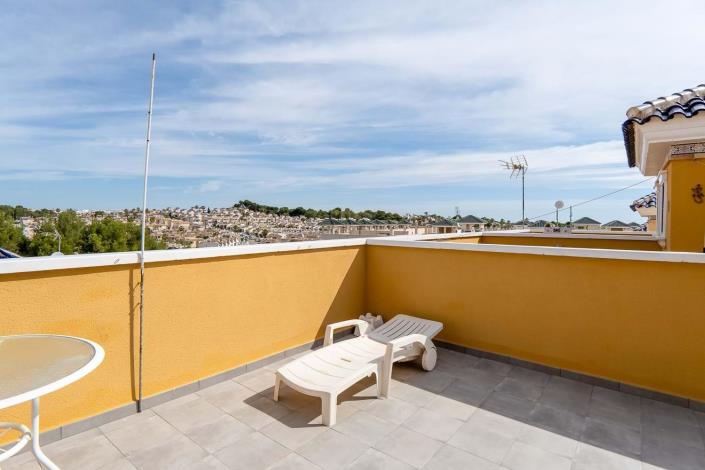 Image No.23-2 Bed Bungalow for sale