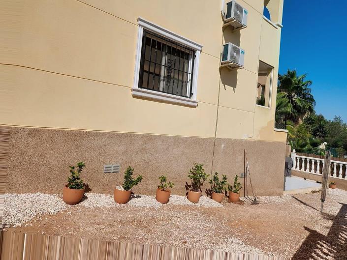 Image No.32-2 Bed Bungalow for sale