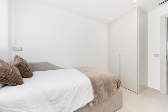 Image No.27-3 Bed Penthouse for sale