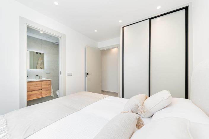 Image No.34-3 Bed Penthouse for sale