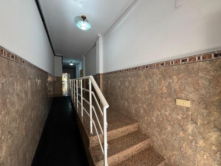 Image No.8-4 Bed Apartment for sale