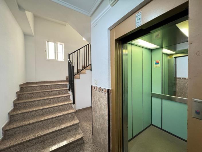 Image No.11-4 Bed Apartment for sale