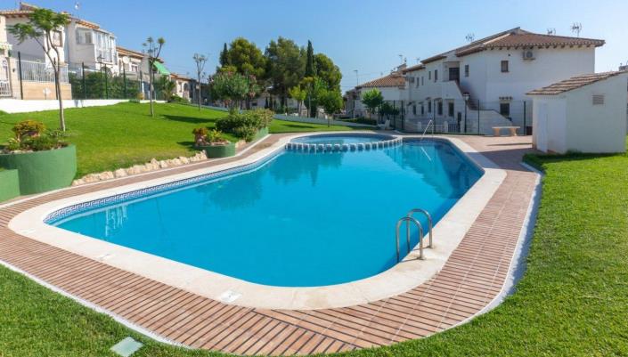 Image No.1-2 Bed Villa for sale