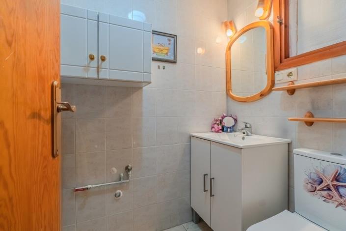 Image No.20-2 Bed Villa for sale