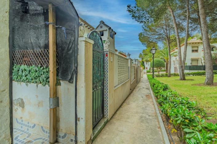 Image No.40-2 Bed Villa for sale