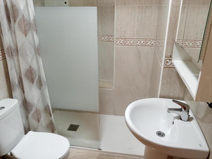 Image No.27-2 Bed Apartment for sale