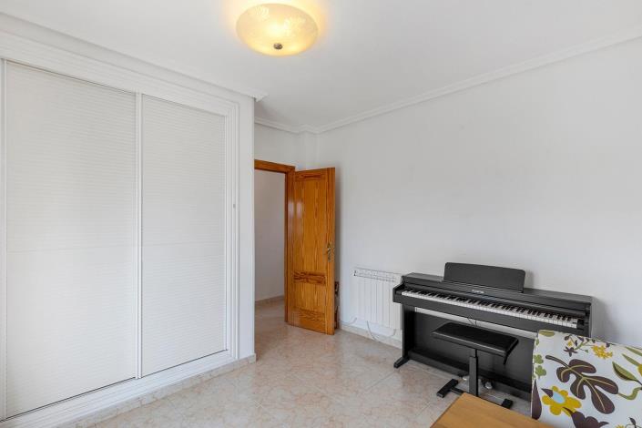 Image No.29-5 Bed Villa for sale