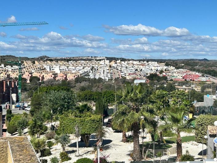 Image No.9-3 Bed Townhouse for sale