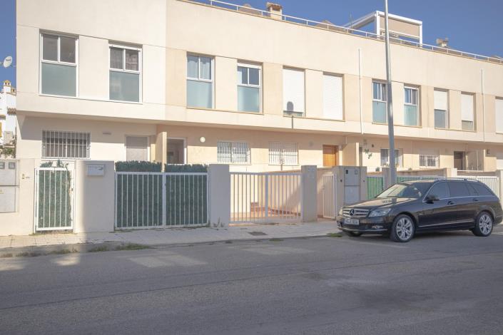 Image No.3-3 Bed Duplex for sale