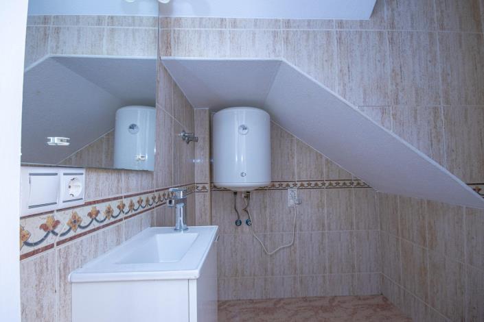 Image No.9-3 Bed Duplex for sale