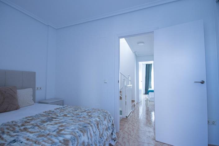 Image No.12-3 Bed Duplex for sale