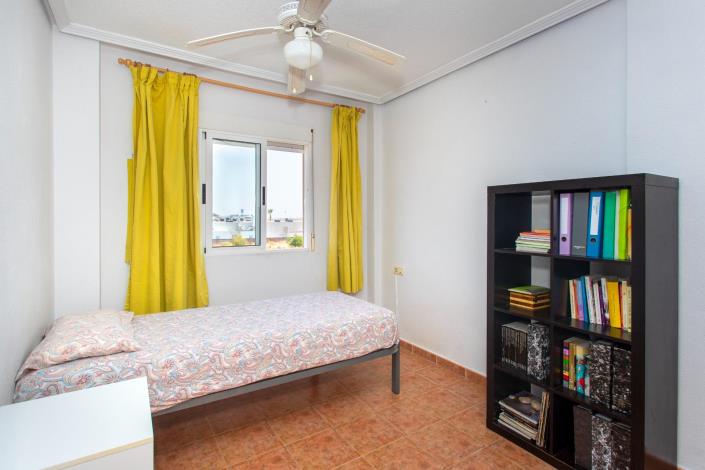 Image No.17-2 Bed Bungalow for sale