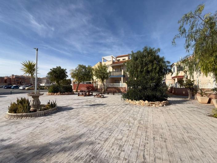 Image No.14-2 Bed Bungalow for sale