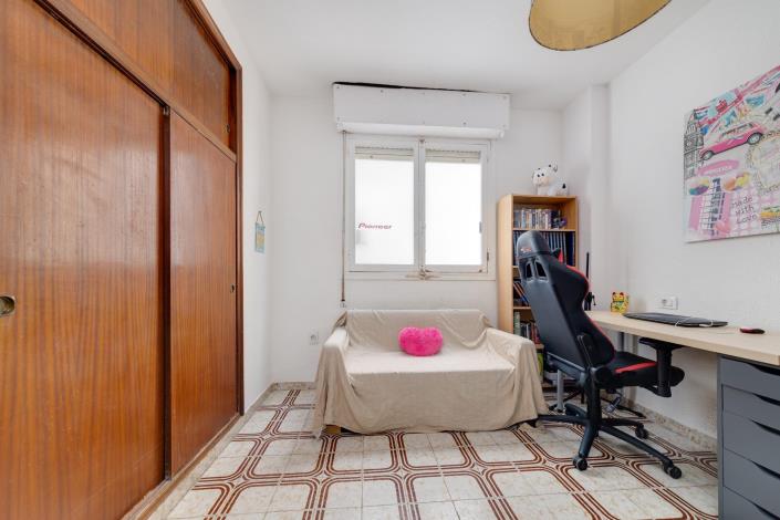 Image No.22-3 Bed Apartment for sale