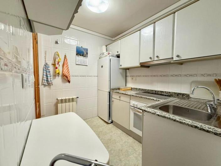 Image No.18-2 Bed Apartment for sale