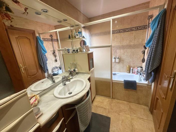 Image No.31-5 Bed Villa for sale