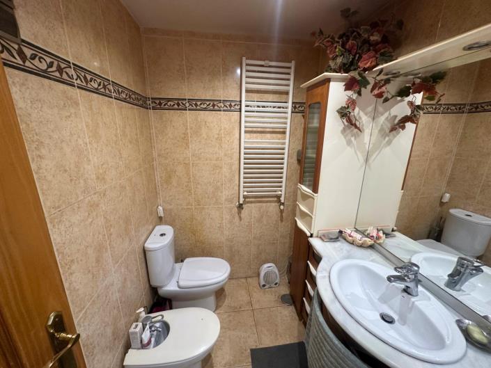 Image No.32-5 Bed Villa for sale