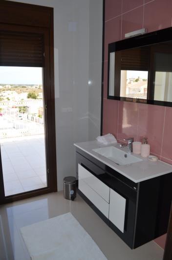 Image No.20-4 Bed Villa for sale