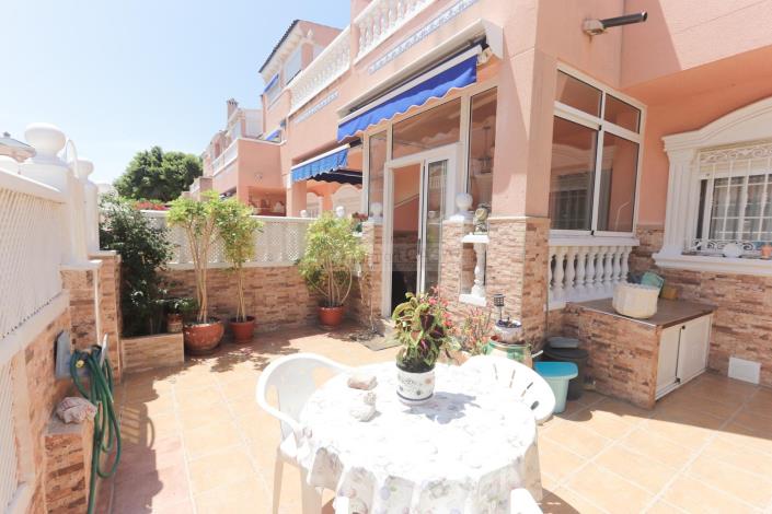 Image No.1-3 Bed Townhouse for sale