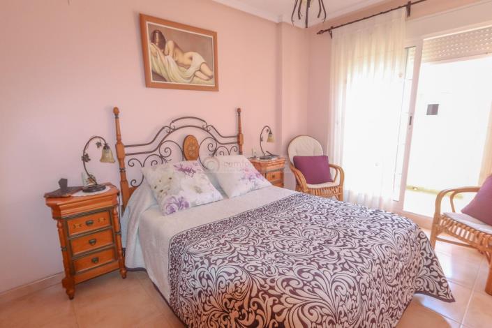 Image No.11-3 Bed Townhouse for sale