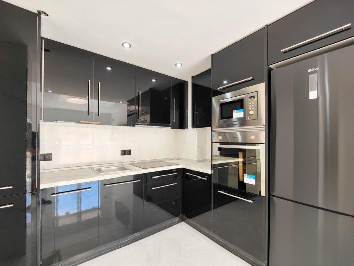 Image No.8-2 Bed Apartment for sale