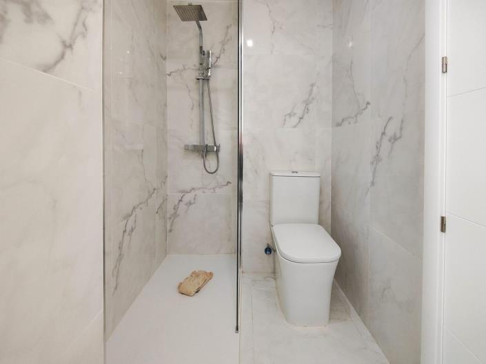 Image No.29-2 Bed Apartment for sale