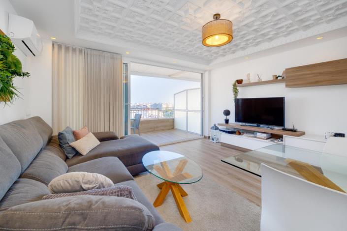 Image No.11-3 Bed Apartment for sale