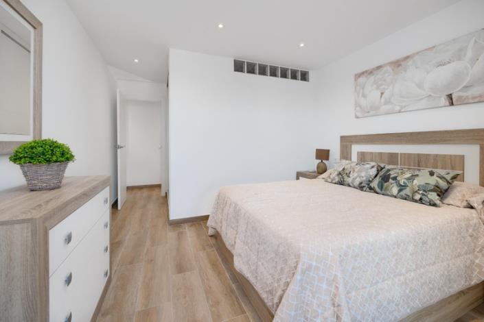 Image No.16-3 Bed Apartment for sale