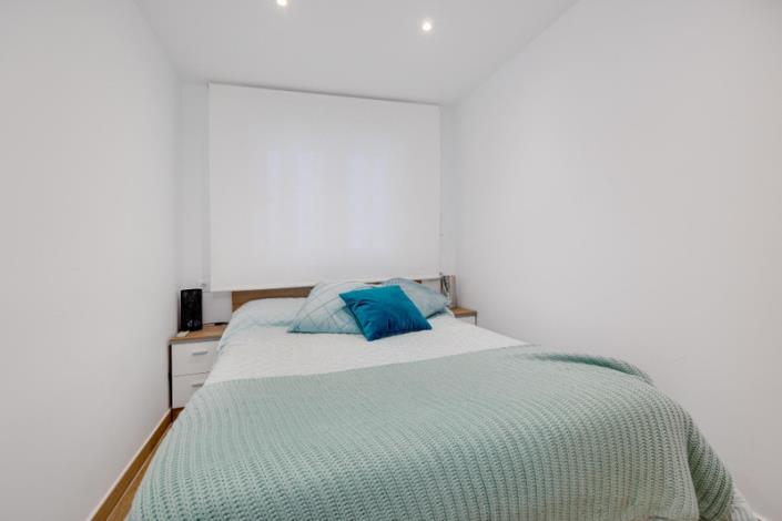 Image No.21-3 Bed Apartment for sale