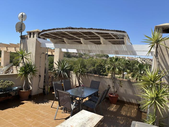 Image No.7-2 Bed Townhouse for sale