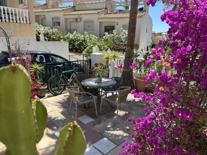 Image No.9-2 Bed Townhouse for sale