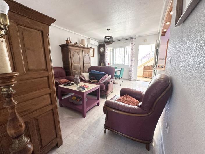 Image No.16-2 Bed Townhouse for sale