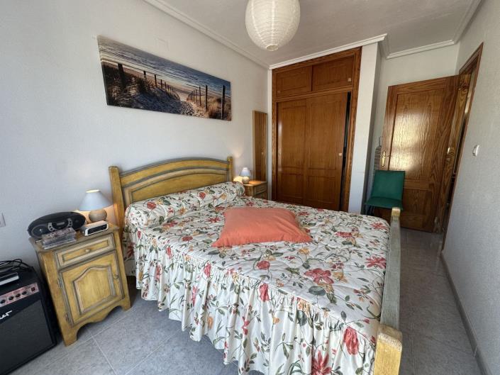 Image No.19-2 Bed Townhouse for sale