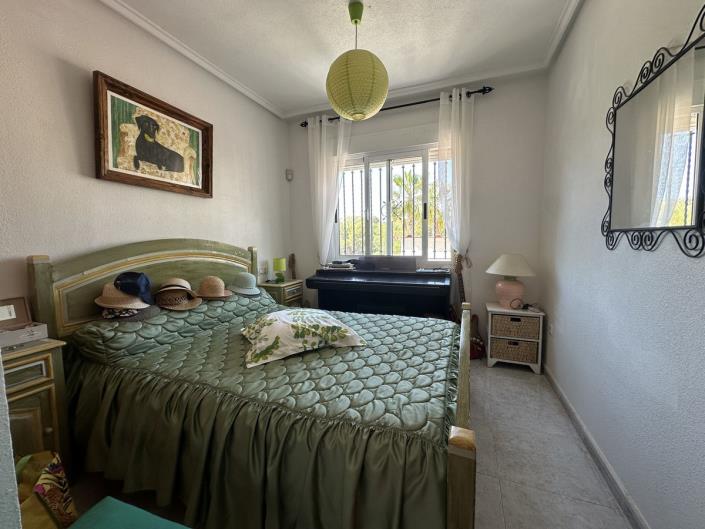 Image No.3-2 Bed Townhouse for sale