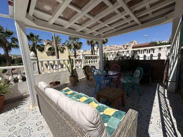 Image No.23-2 Bed Townhouse for sale