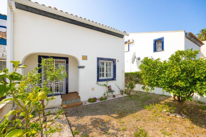 Image No.14-3 Bed Townhouse for sale