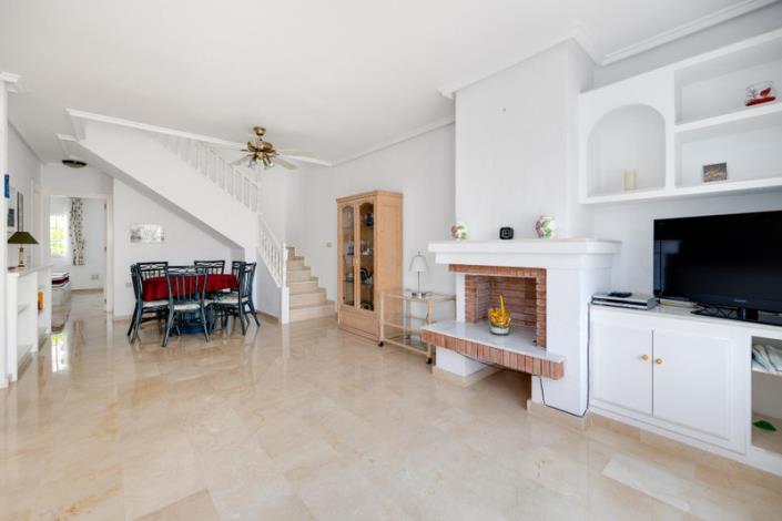 Image No.17-3 Bed Townhouse for sale