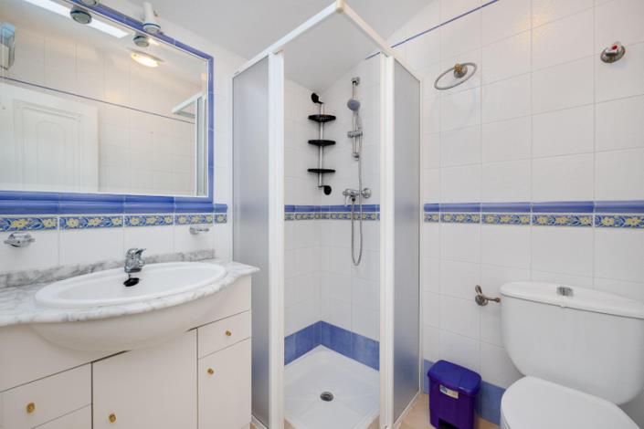 Image No.37-3 Bed Townhouse for sale