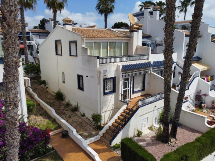 Image No.45-3 Bed Townhouse for sale