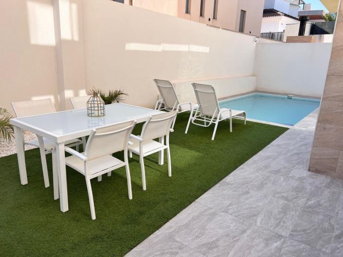 Image No.6-3 Bed Villa for sale