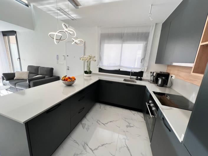 Image No.13-3 Bed Villa for sale