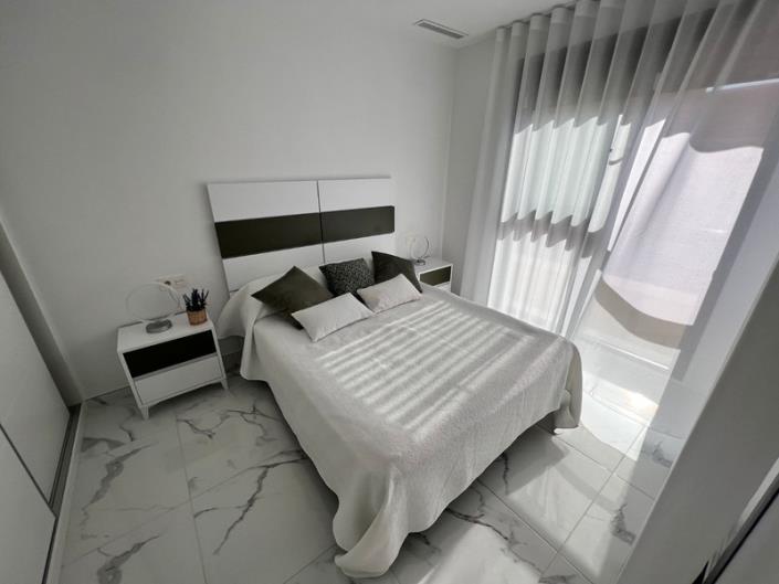 Image No.20-3 Bed Villa for sale