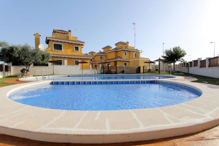 Image No.1-3 Bed Villa for sale