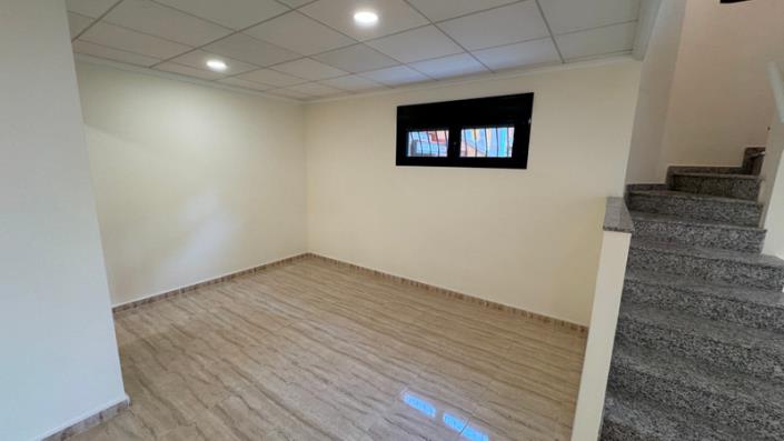 Image No.17-3 Bed Villa for sale