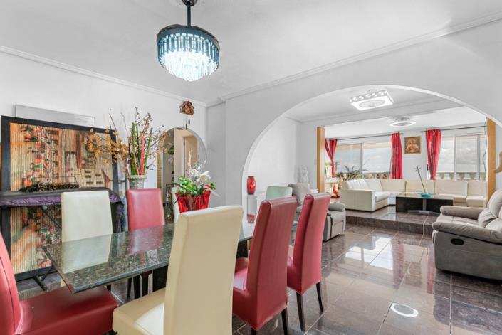 Image No.15-3 Bed Villa for sale