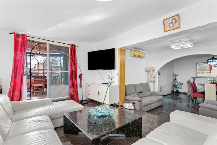 Image No.17-3 Bed Villa for sale