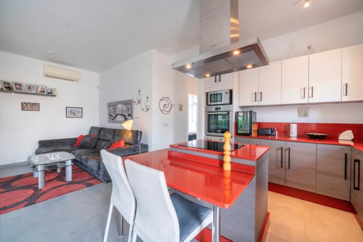 Image No.9-2 Bed Villa for sale