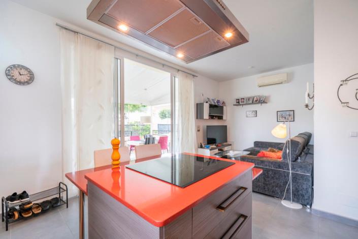 Image No.16-2 Bed Villa for sale